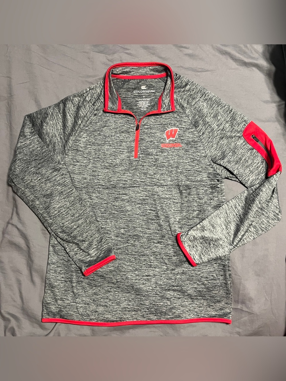 Men’s Colosseum Wisconsin Badgers Quarter Zip Pullover, size small